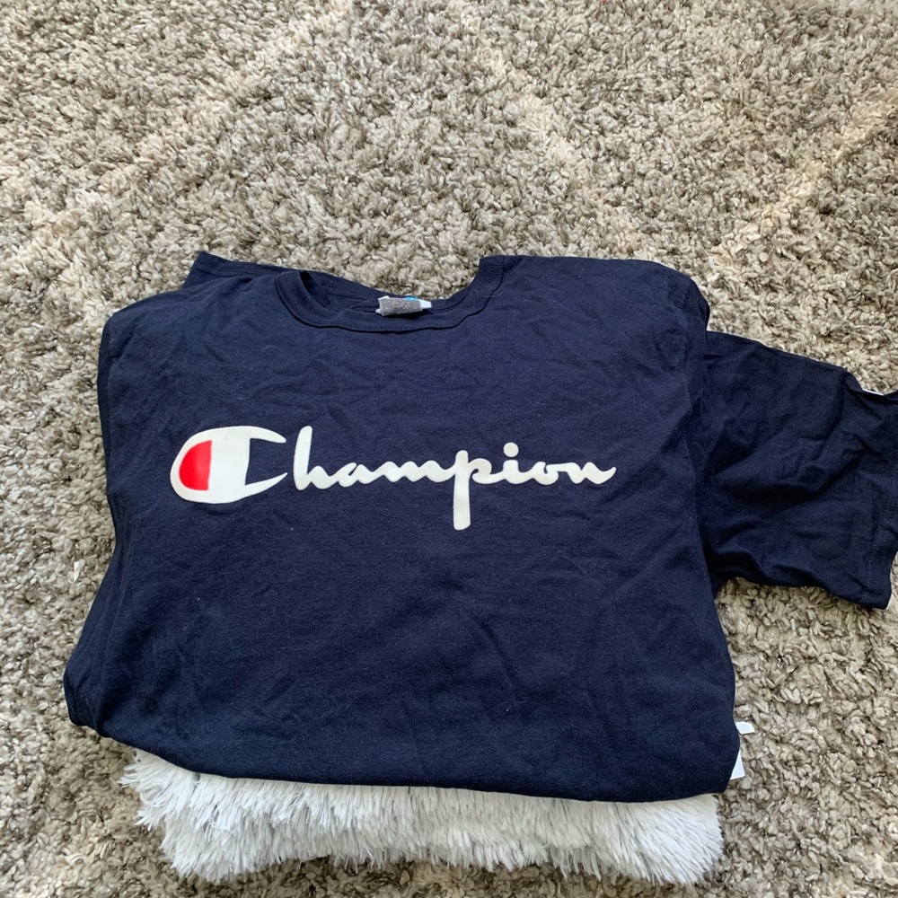 Champion t shirt